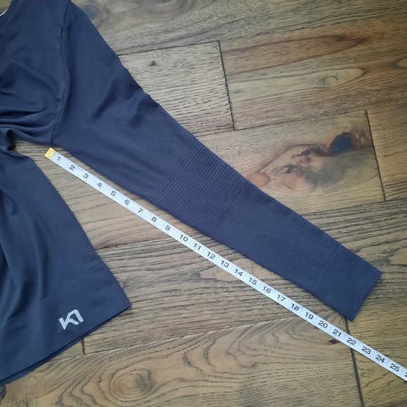 Kari Traa Athletic Long Sleeve Textured Seamless Top Baselayer - Picture 12 of 16